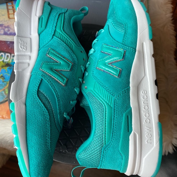 🆕 - New Balance 997H - Running Shoes - Women’s 8 - Picture 6 of 8